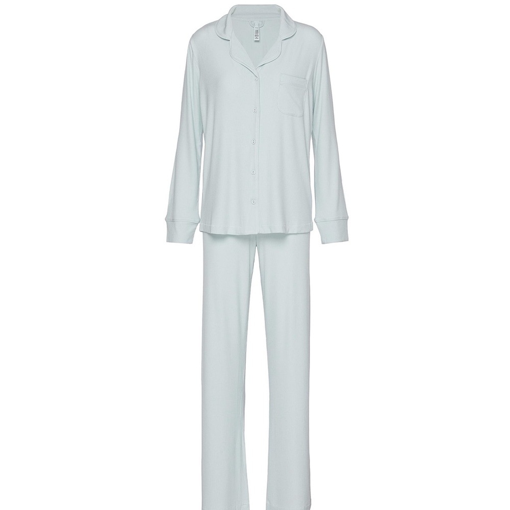 Skims Soft lounge pajama set in frost